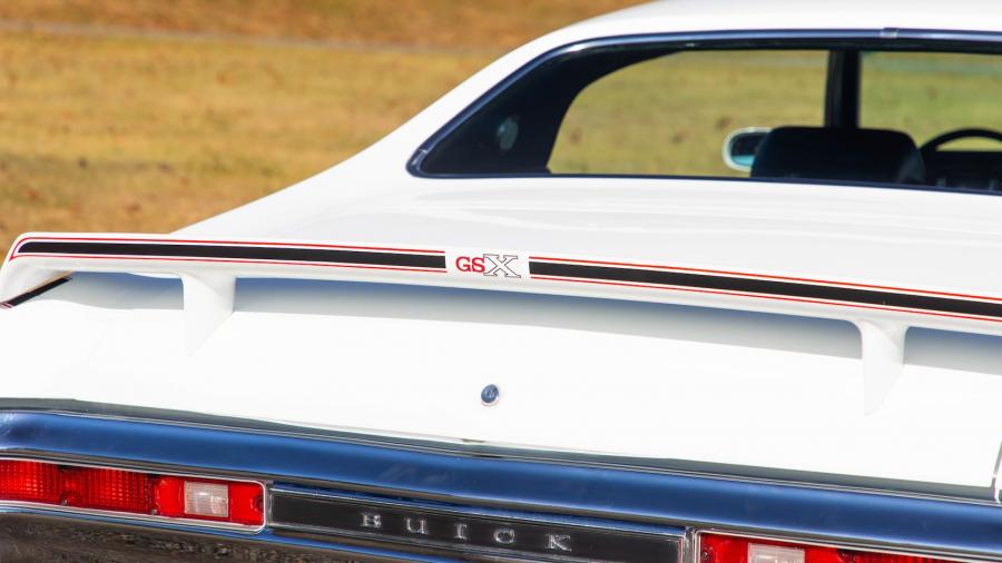 Детали экстерьера Buick GSX 1970 года  (фото 8 из 20)